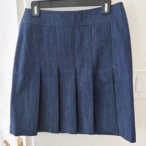 Akris Punto Pleated Denim Mini Skirt